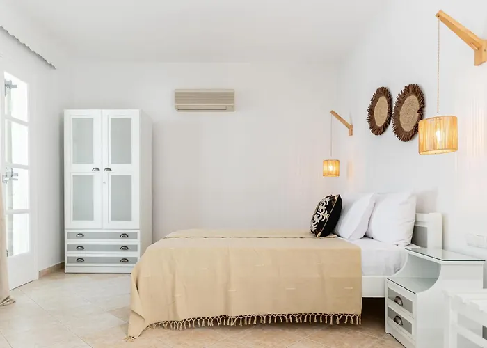 Hotel Fanis 2* Agia Anna (Naxos)